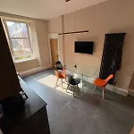 Spacious 2 Bed Edinburgh - Perfect Location