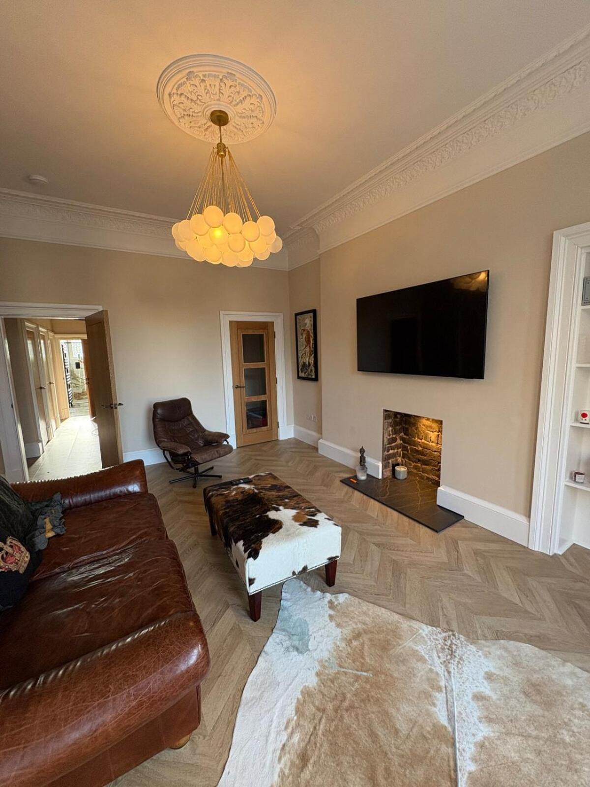 Apartment Spacious 2 Bed - Perfect Location *
